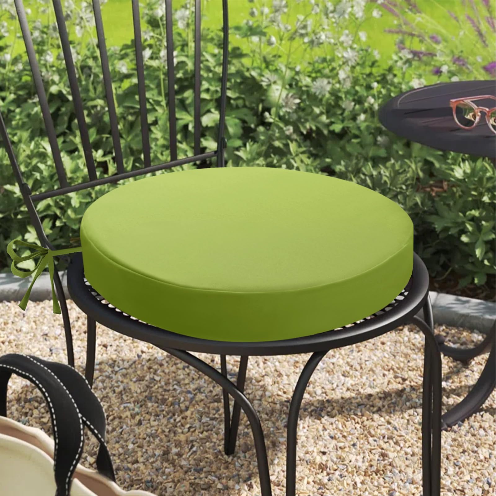 idee-home Outdoor Bistro Chair Cushions showing stitching detail