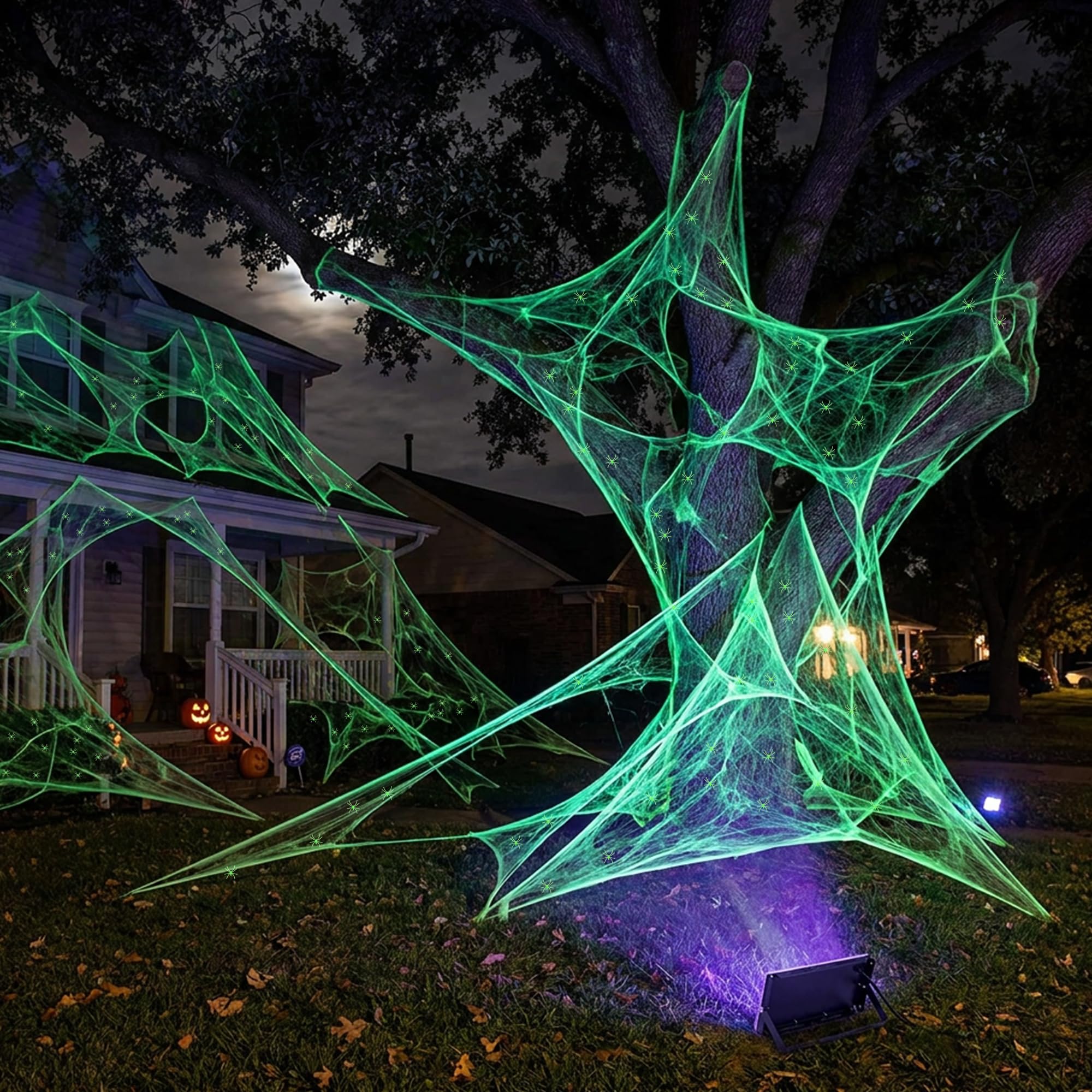 Indoor Halloween decoration with Watayo glow green cobwebs