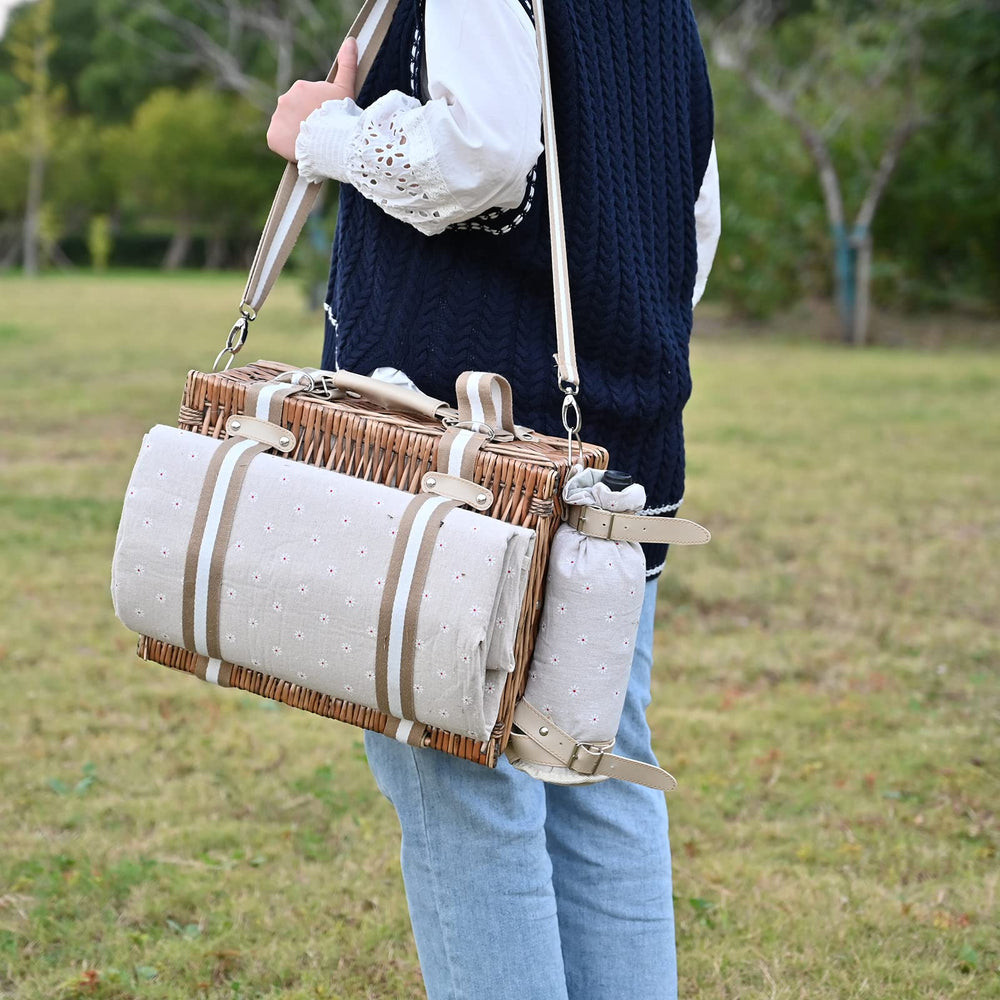Inside view of SatisInside picnic basket showing insulated cooler