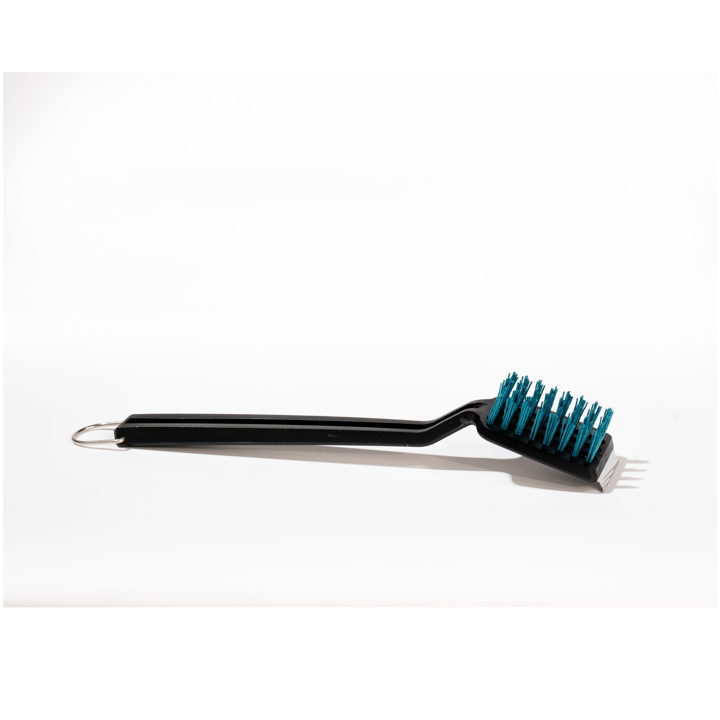 Integrated scraper edge of Charbroil SAFER Grill Brush