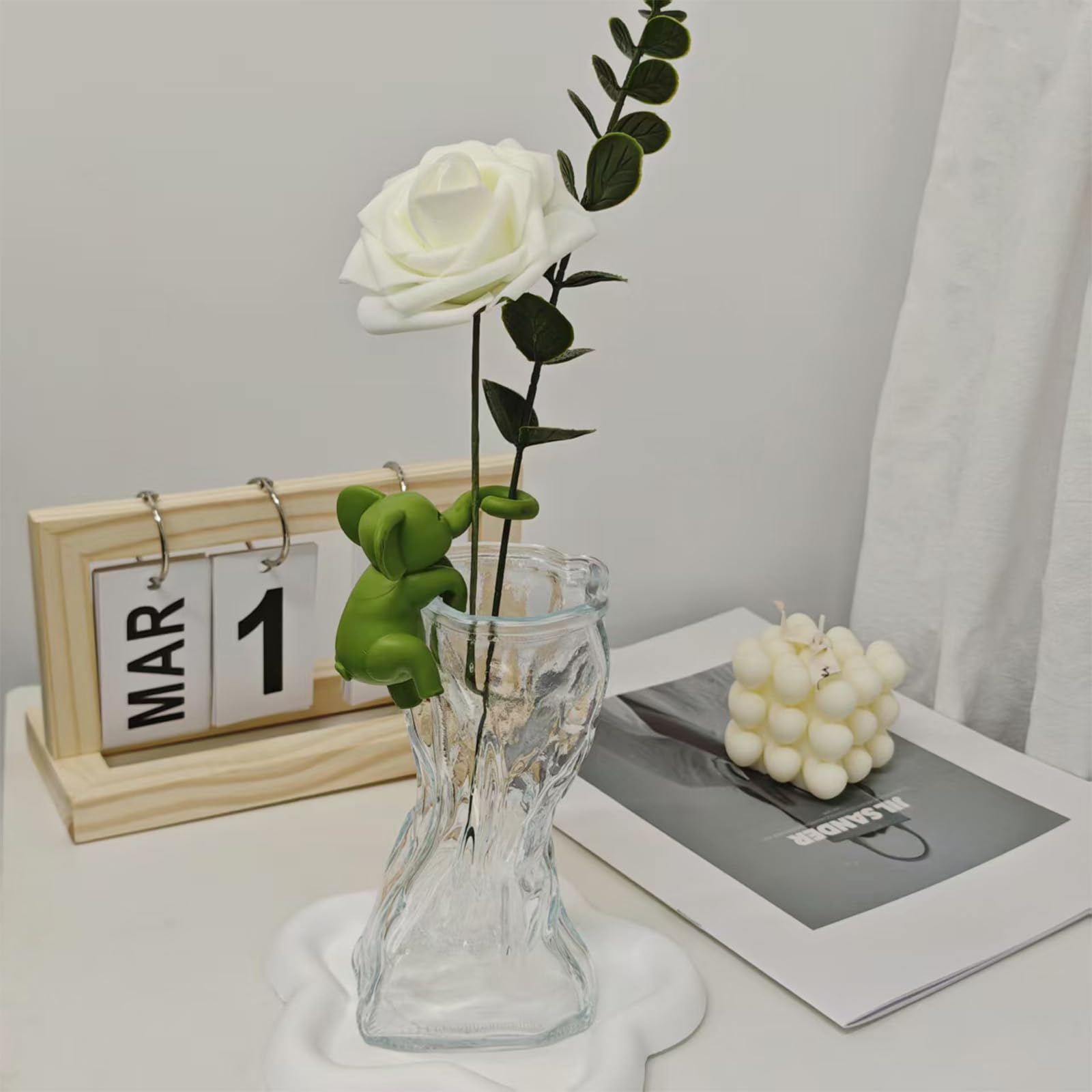 IVTLIF VVV Elephant Plant Cutting Holder in light green