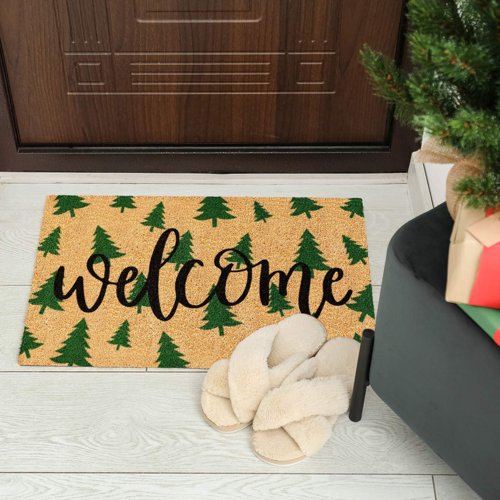 JarThenaAMCS Christmas Tree Door Mat close-up of welcome text