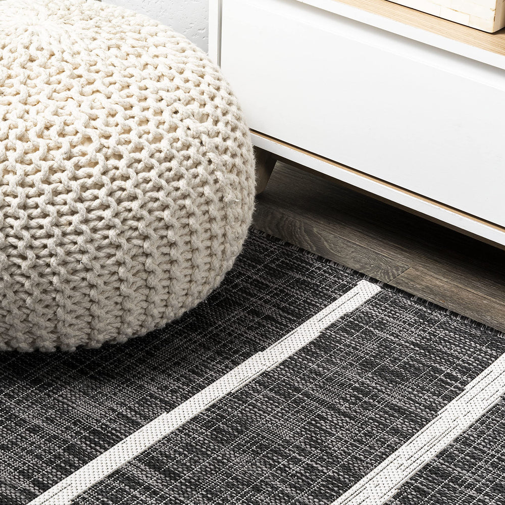 JONATHAN Y Berber Stripe Round Area Rug packaging details