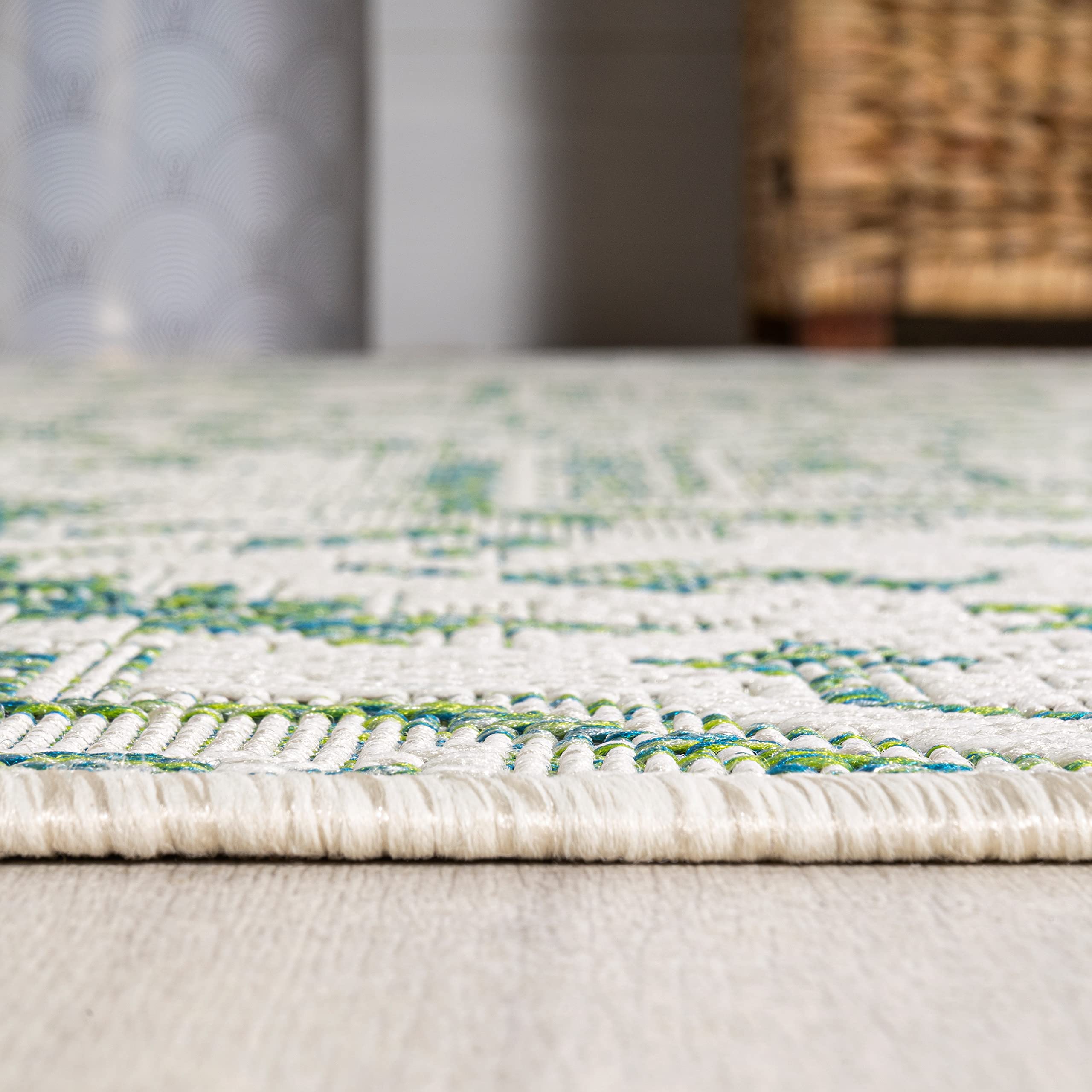 JONATHAN Y Boho Medallion Runner Rug displaying pattern details