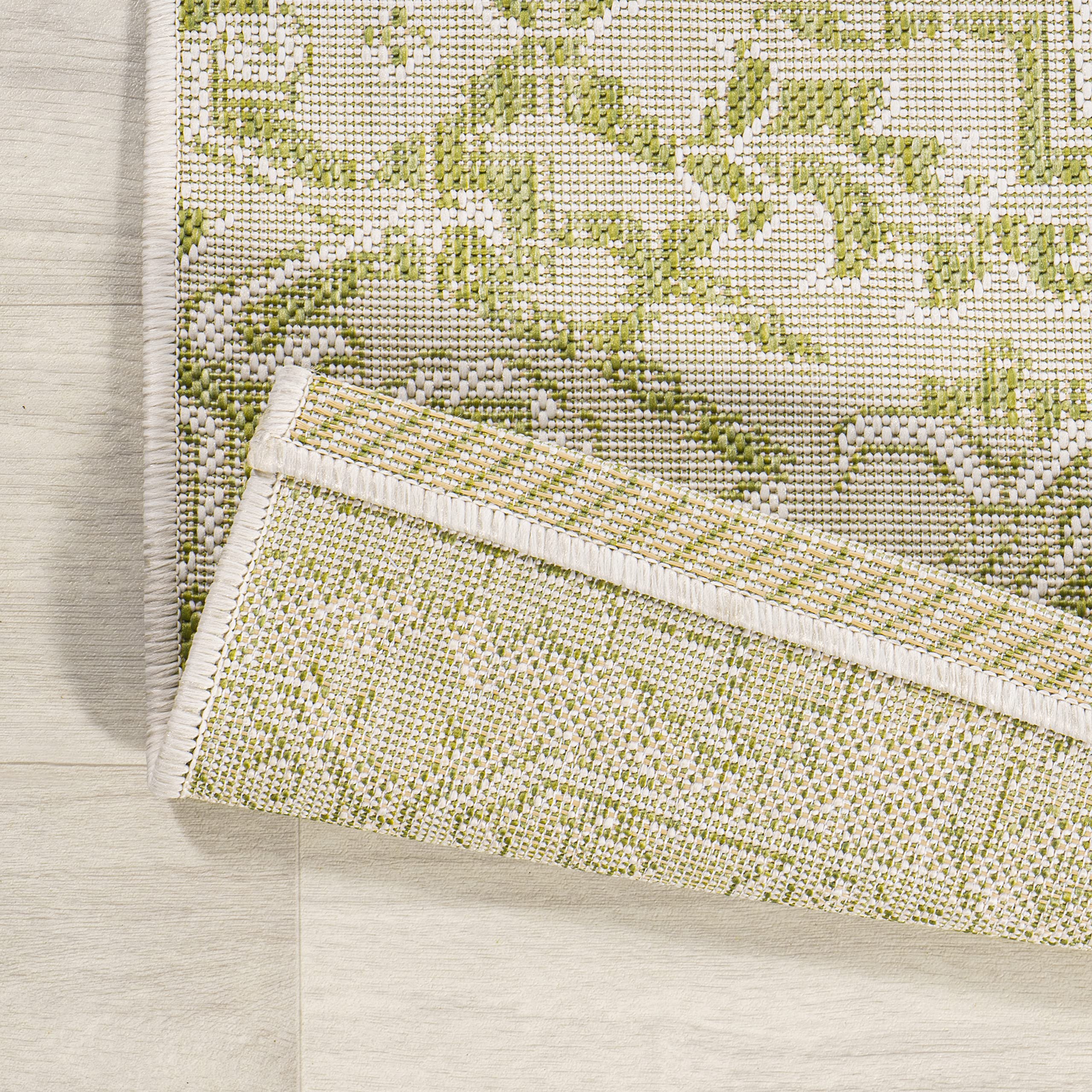 JONATHAN Y Boho Runner Rug close-up of cream and green colourway
