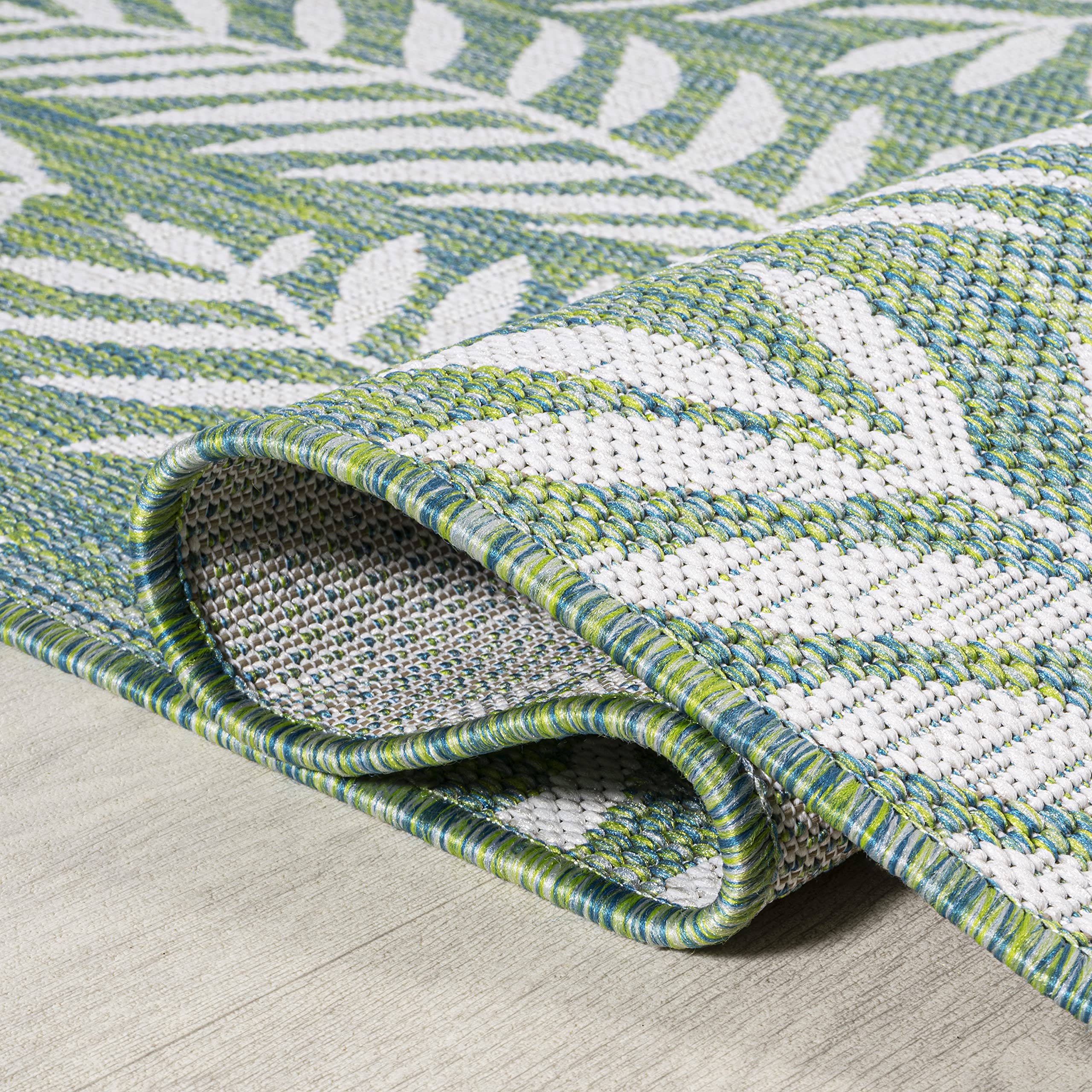 JONATHAN Y Palm Frond Rug close-up of palm design