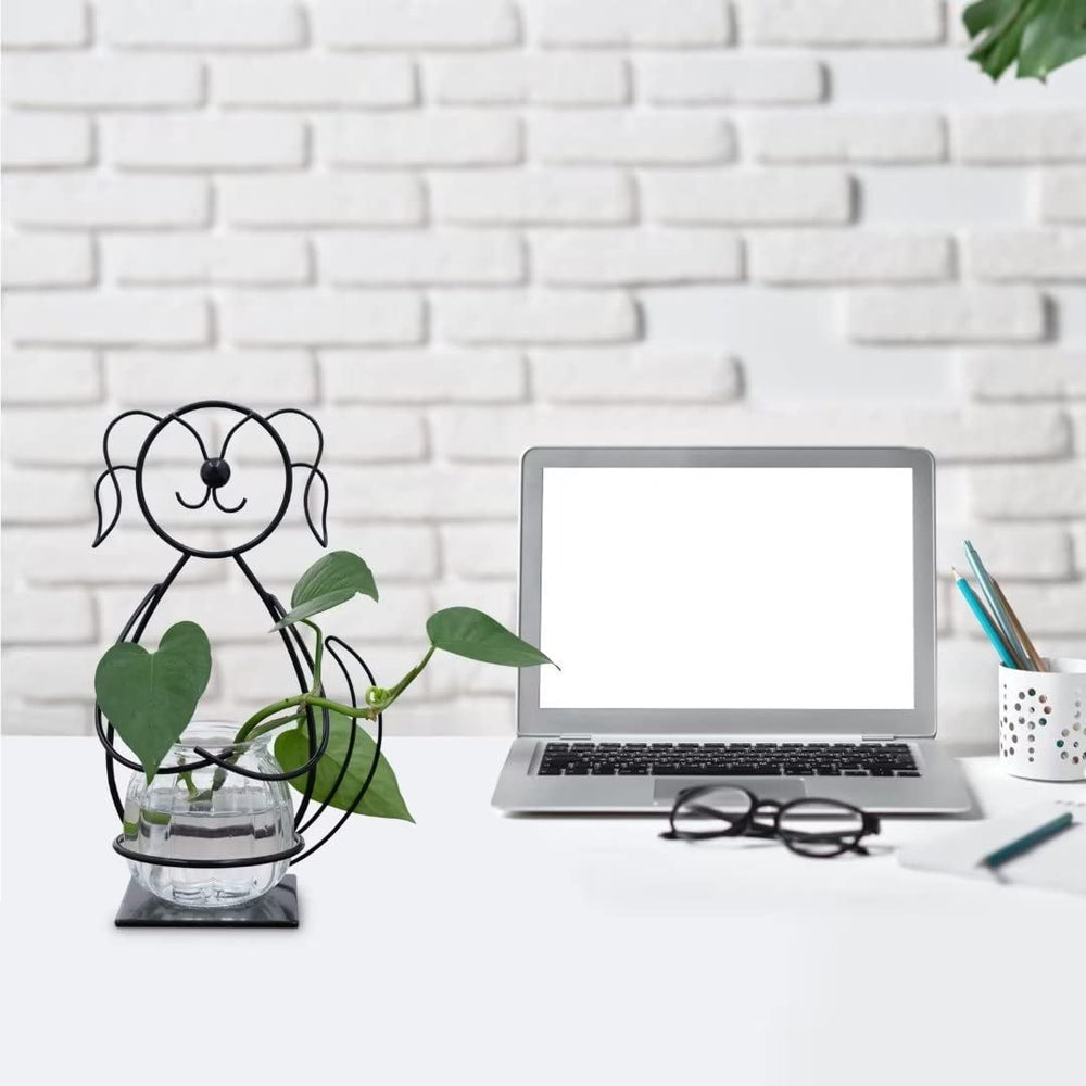 Joyathome Desktop Dog Planter on a wooden table