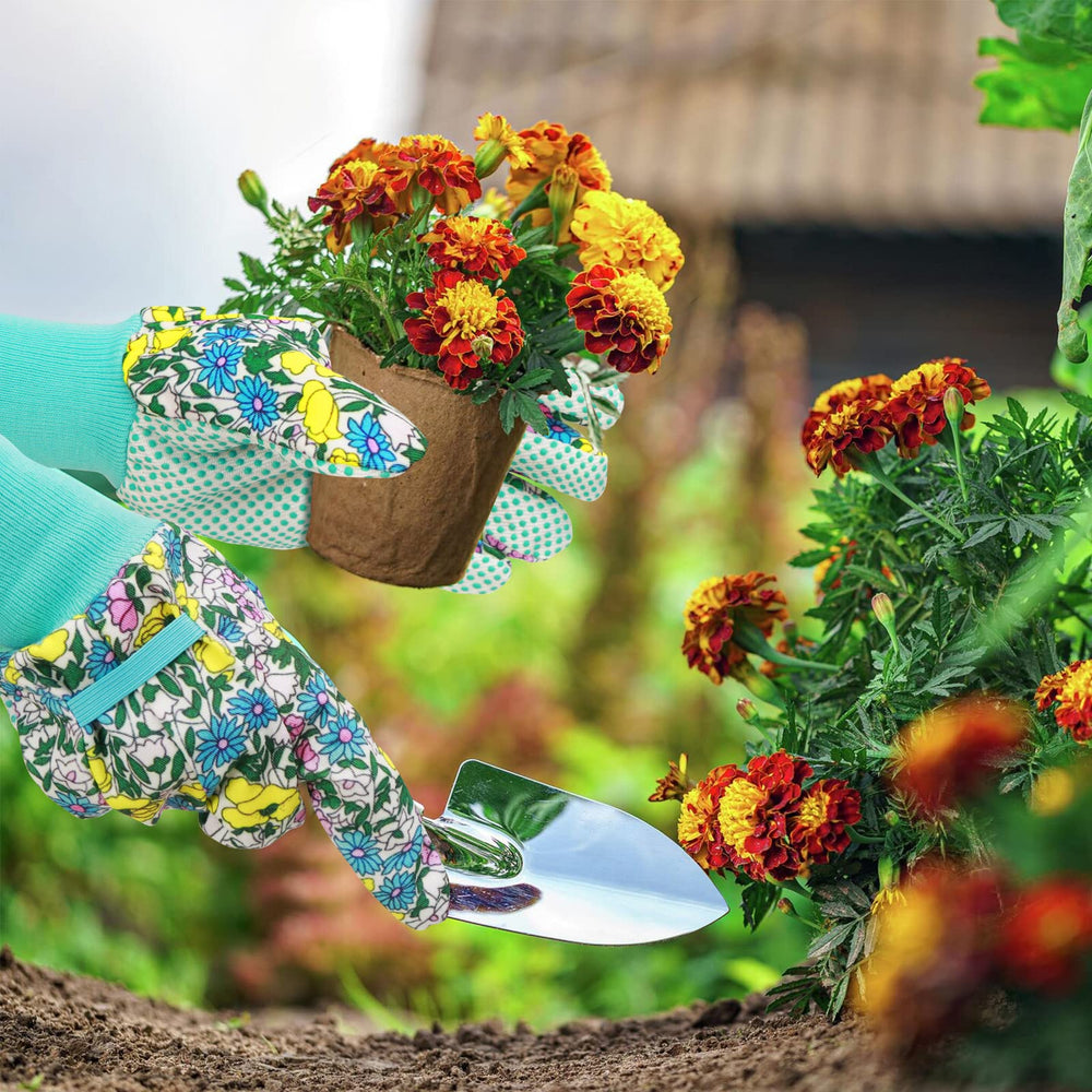 JUMPHIGH Gardening Gloves in use during planting