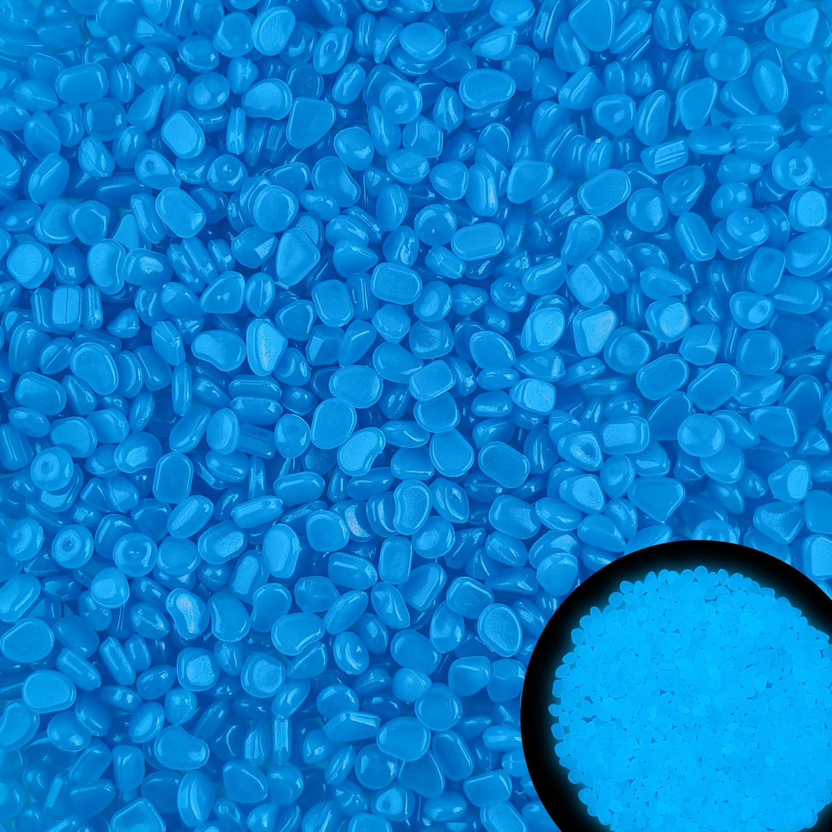 Kaiyuan Dynasty 3000pc glow in the dark blue rocks in a garden setting