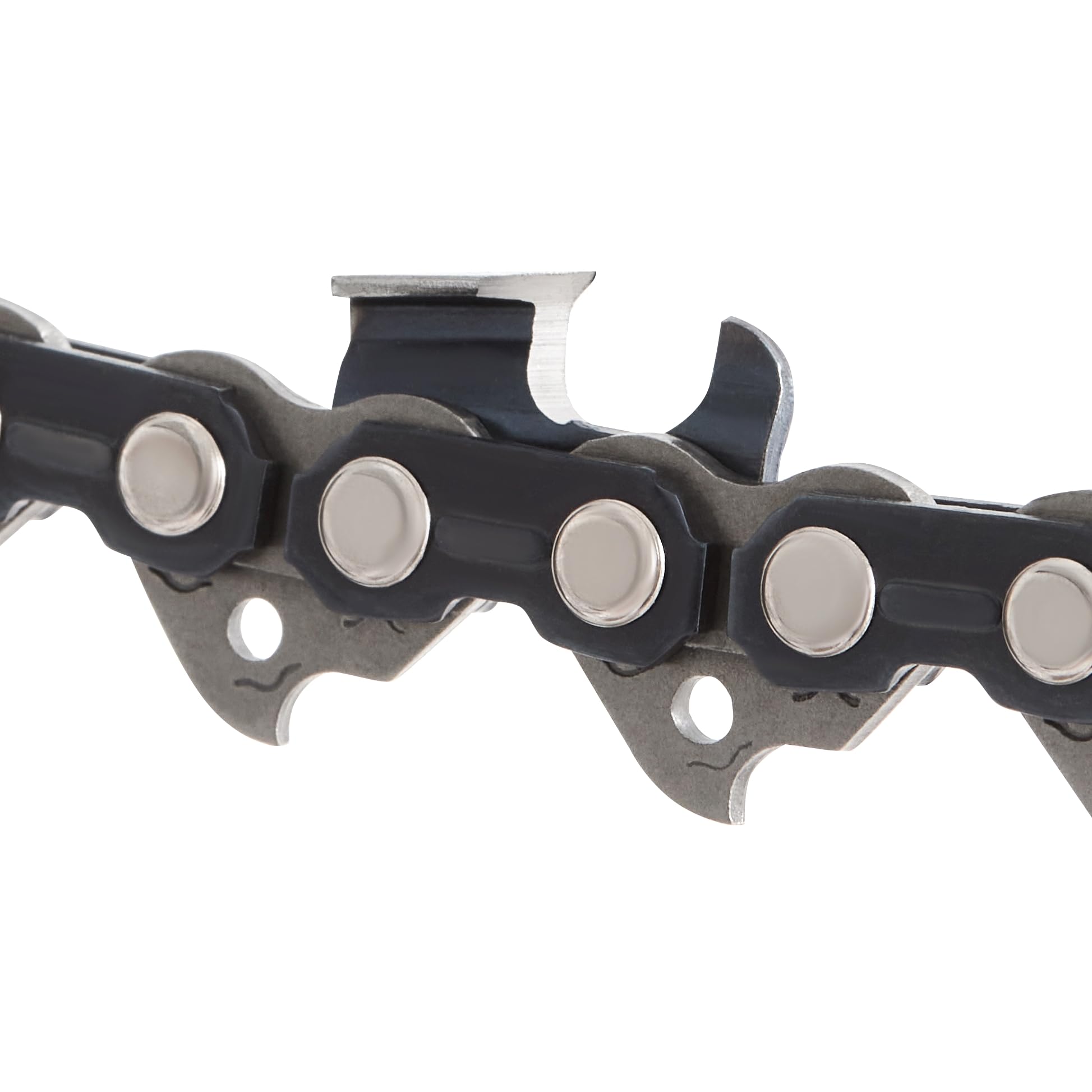 KAKEI 28 Inch Chainsaw Chain demonstrating cutting wood
