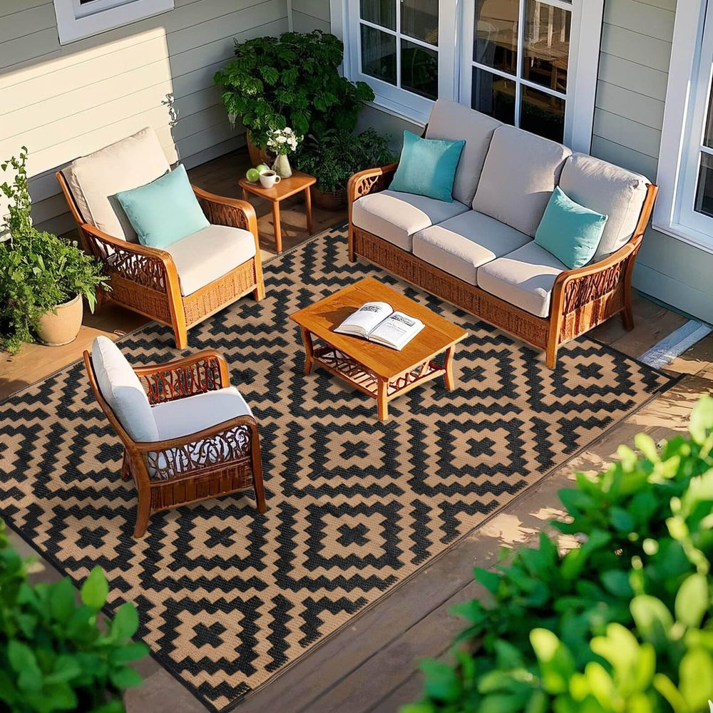 Kalafun Outdoor Patio Rug 5x8 ft black brown detail view