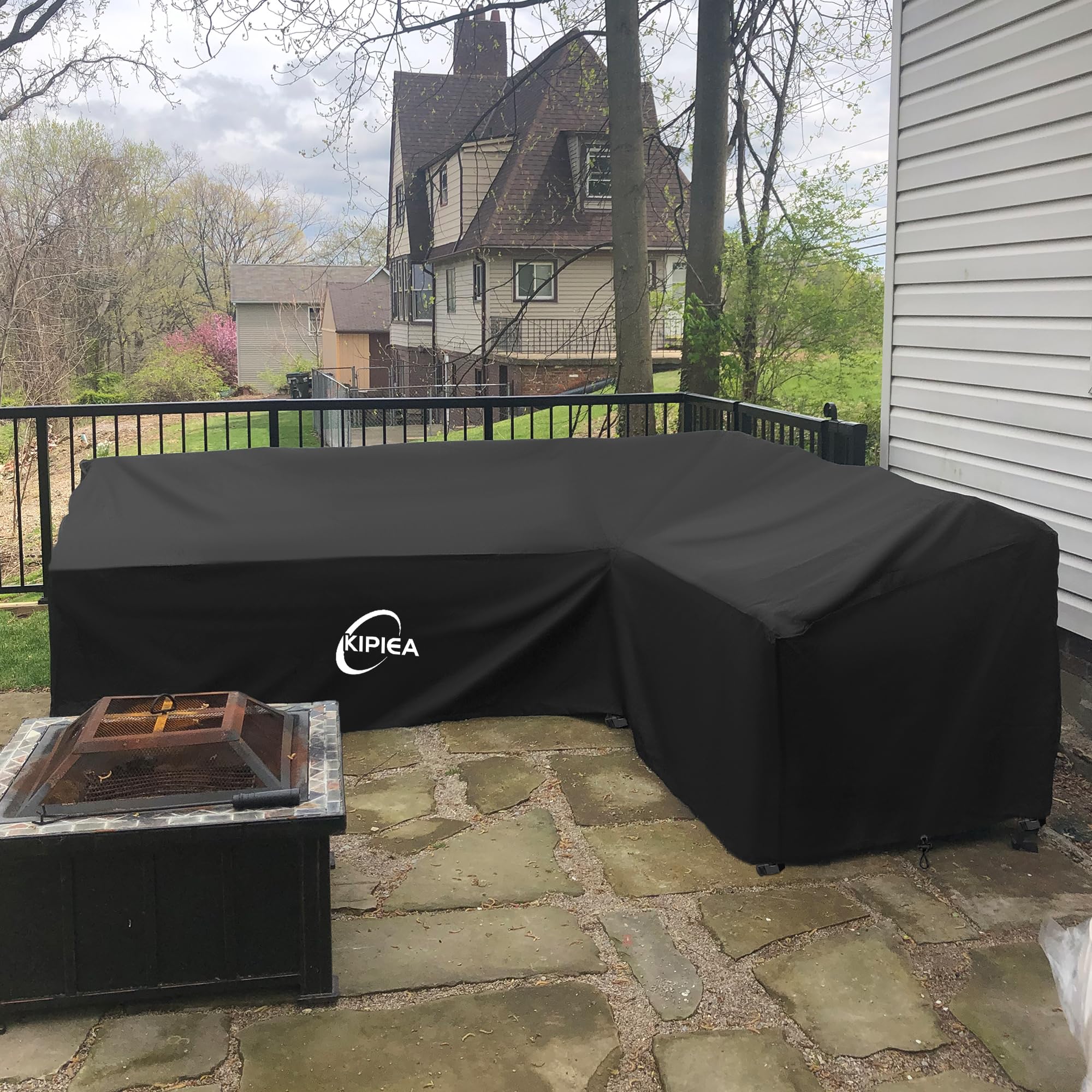 Kipiea sectional cover highlighting windproof buckles