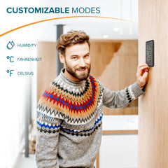 La Crosse WS-9160U-IT V3 with calendar feature displayed