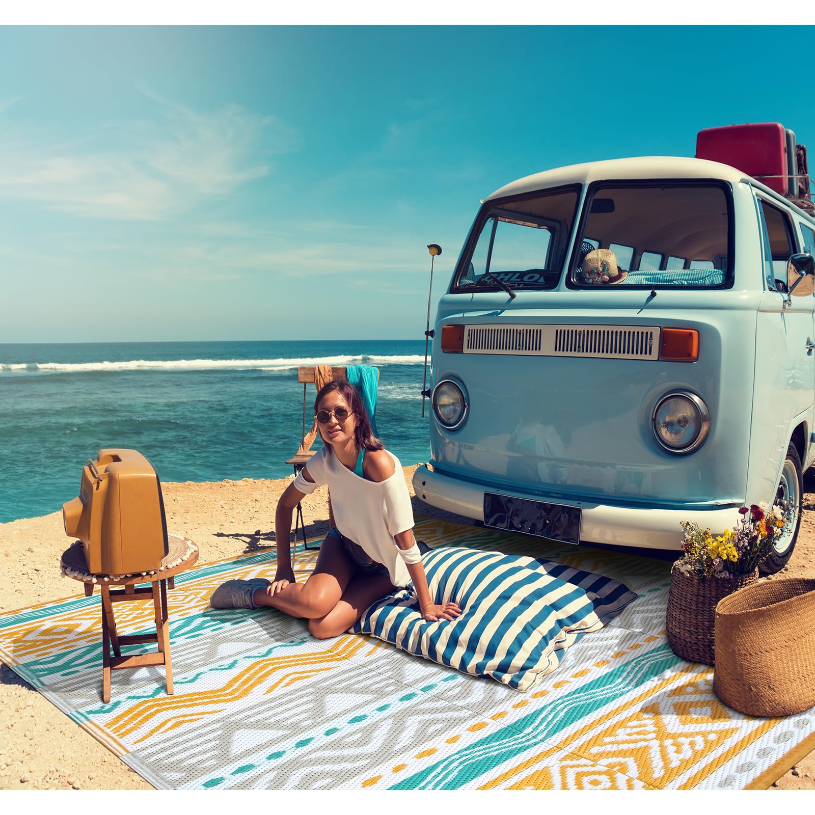 Lahome outdoor rug folded with carrying bag
