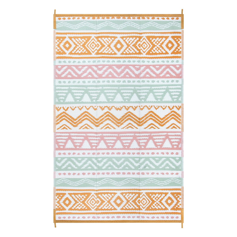 Lahome Outdoor Rug showcasing UV protective edges