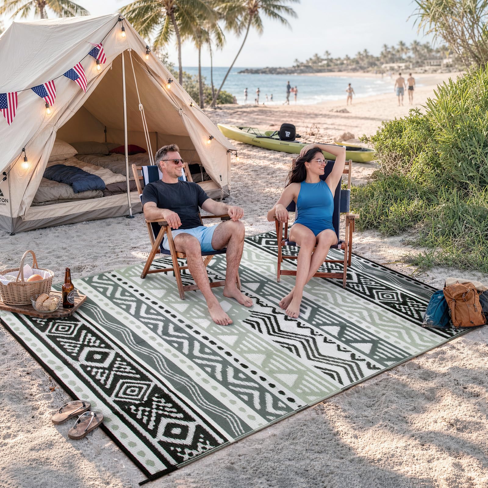 Lahome Outdoor Rug showing reversible design