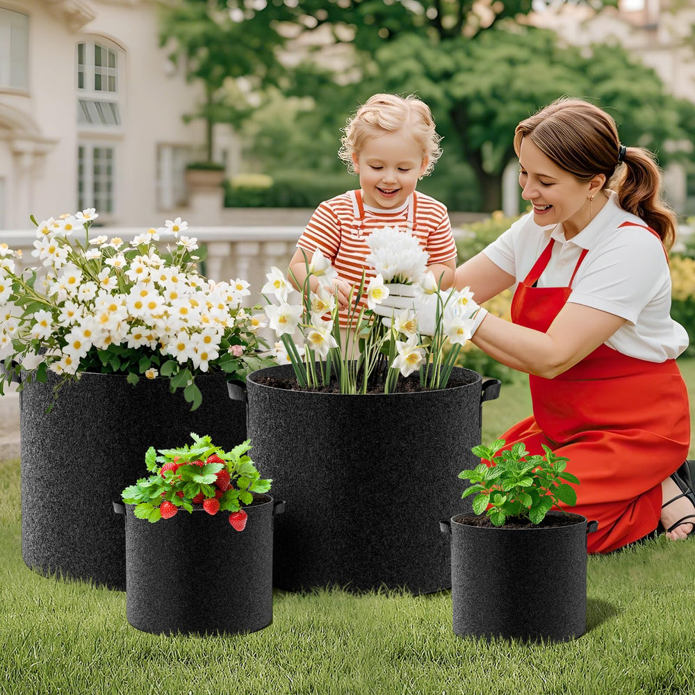 Land Guard 30 Gallon Fabric Grow Bag with plants inside