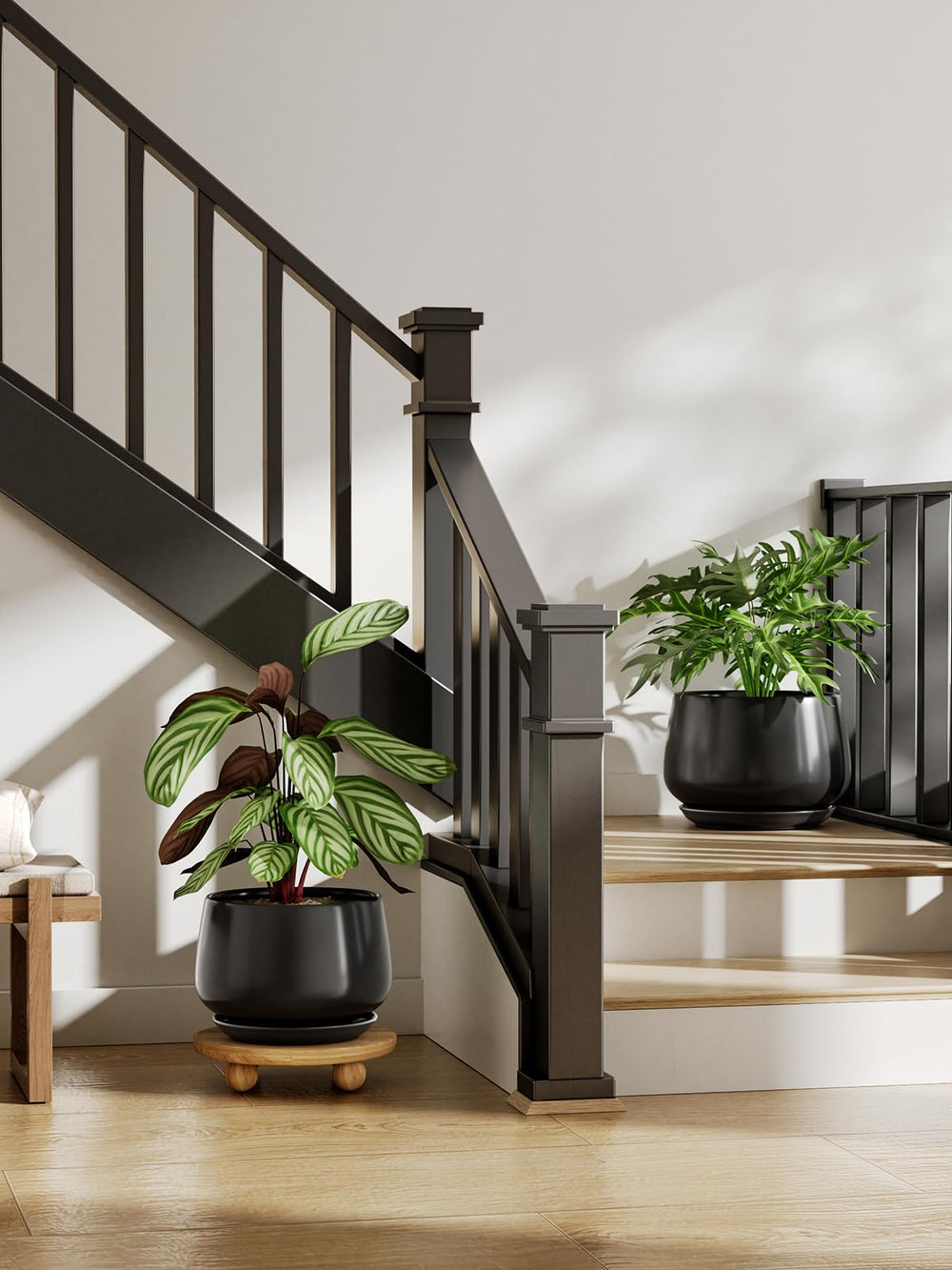 LE TAUCI Ceramic Planter showing the drainage hole and saucer