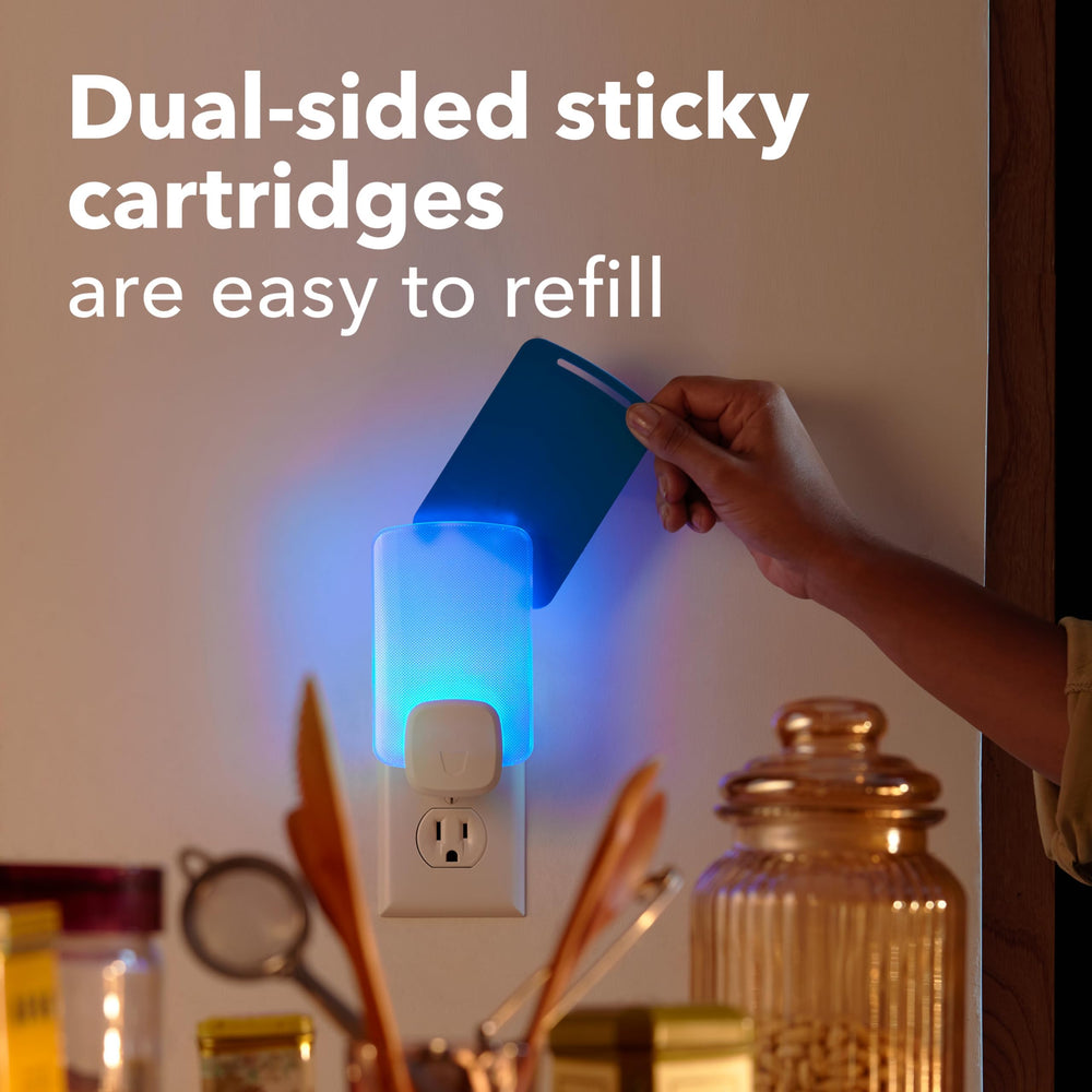 Lifestyle scene of Raid Flying Insect Light Trap in a living room