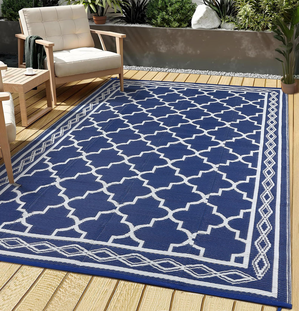 Lightweight Garvee patio rug folded in its carrier bag