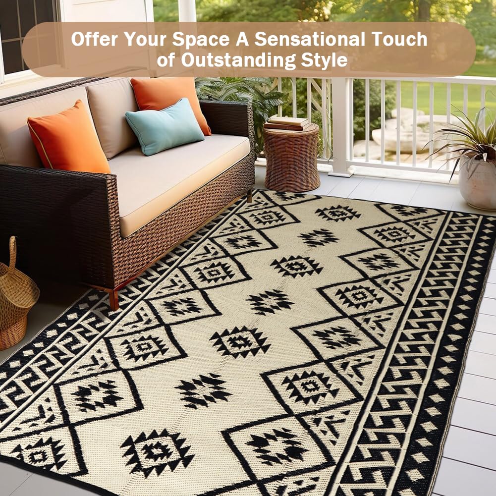 LILIOFFIC Outdoor Rug 5x8 ft compact folded in carrying bag