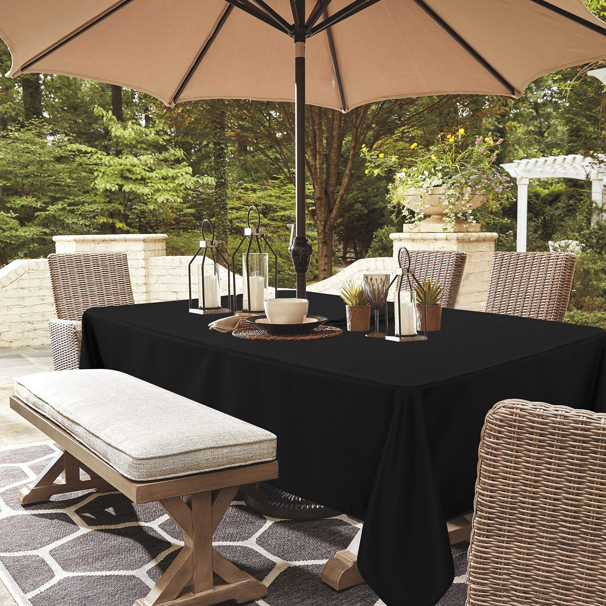 LUSHVIDA tablecloth featuring party decorations
