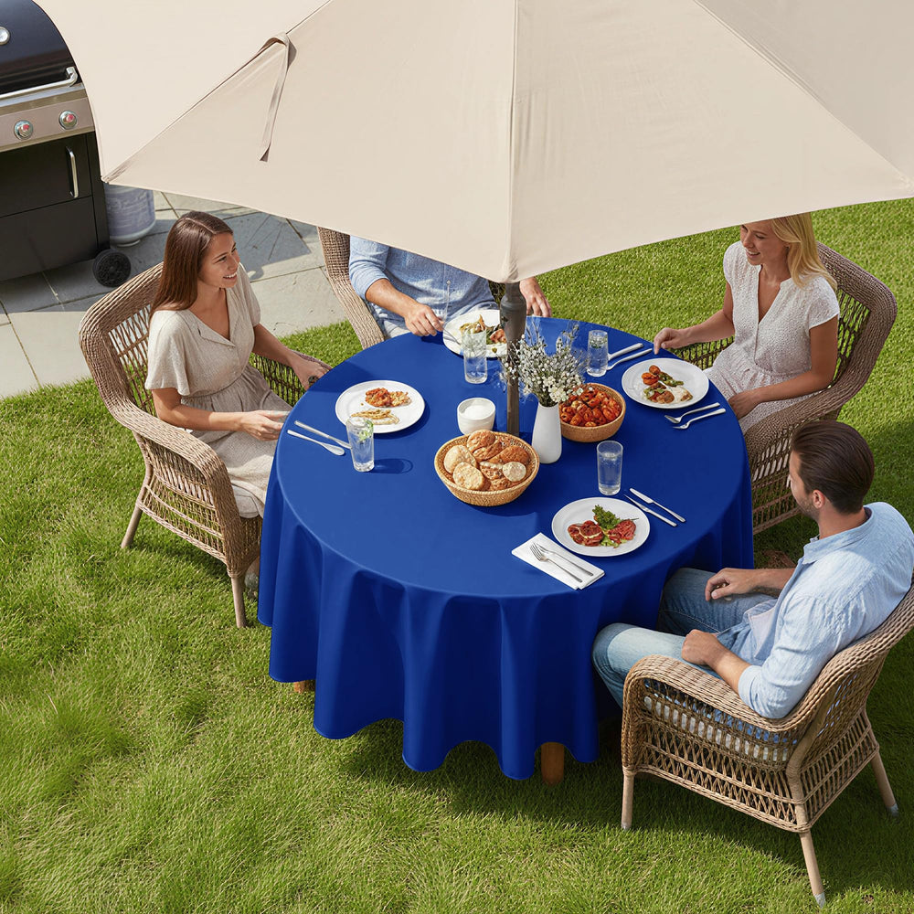 LUSHVIDA tablecloth side view showing the zipper and umbrella hole