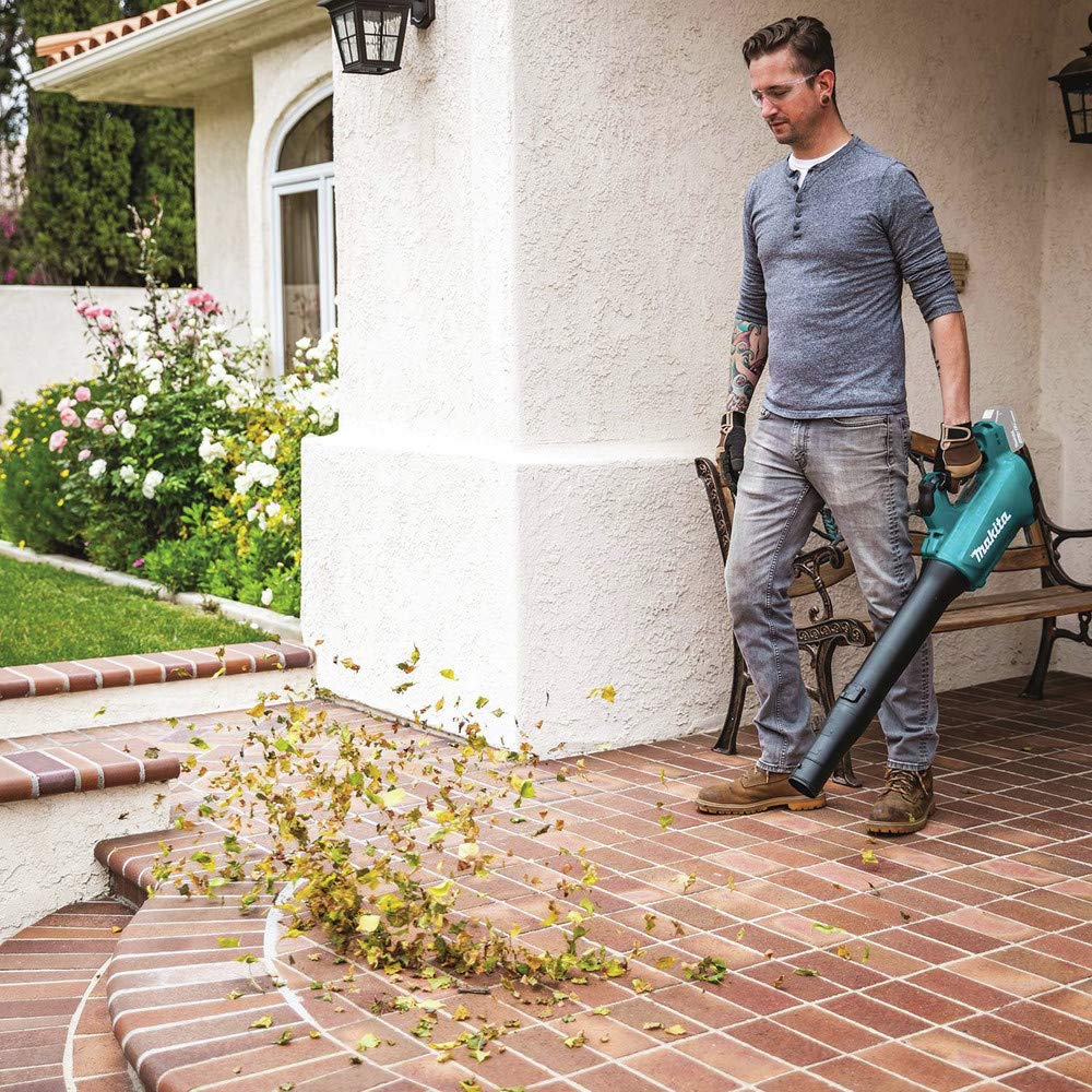 Makita XBU03Z cordless blower in greenish blue and black