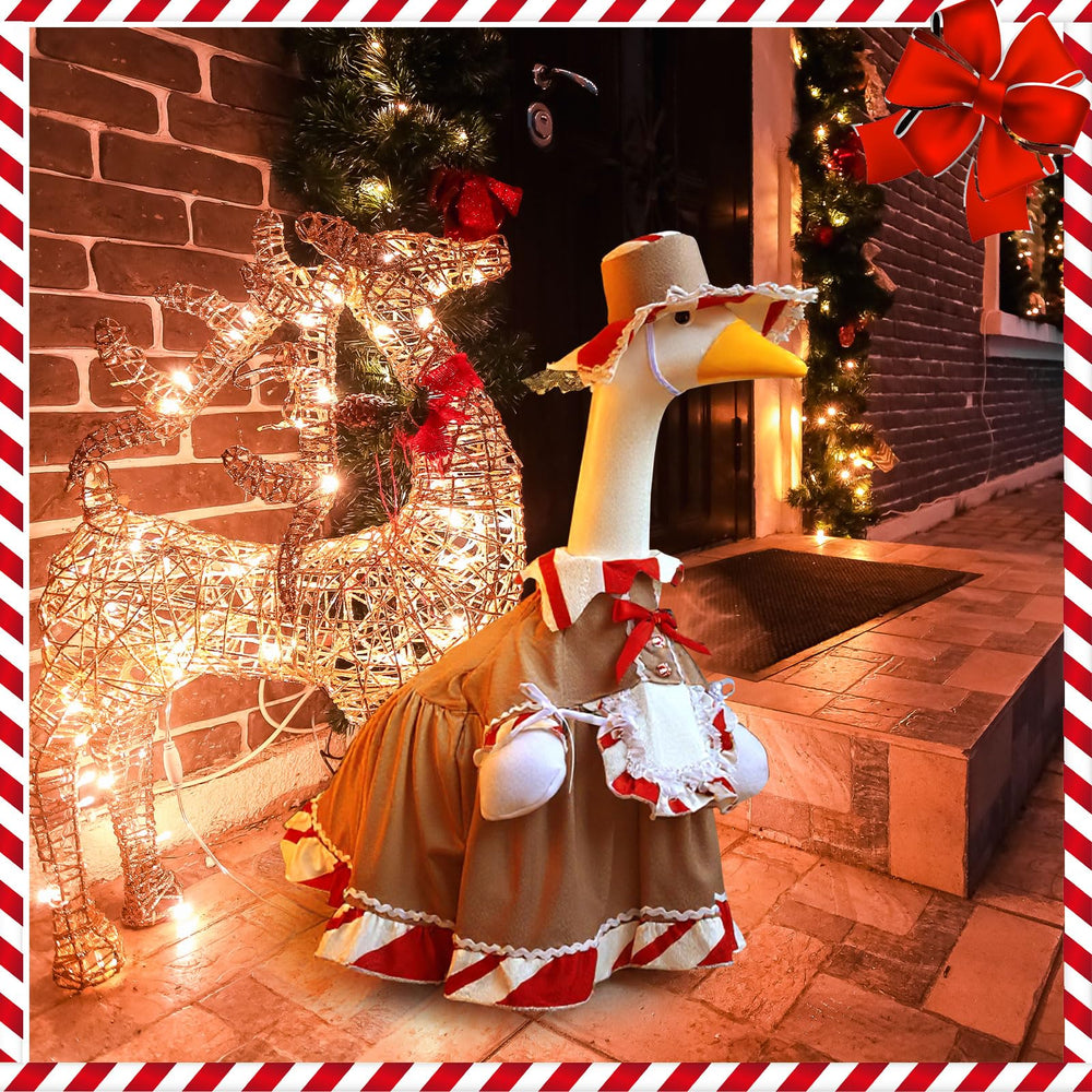 Matching hat of the Suzile Christmas Goose Outfit