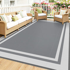 Mattitude Outdoor Rug 5'x8' in white and gray front view