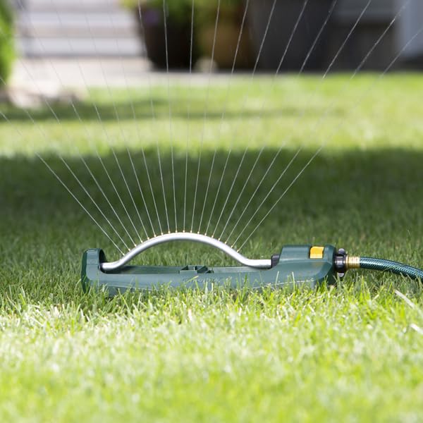 Melnor Turbo Oscillating Sprinkler with built-in watering gauge
