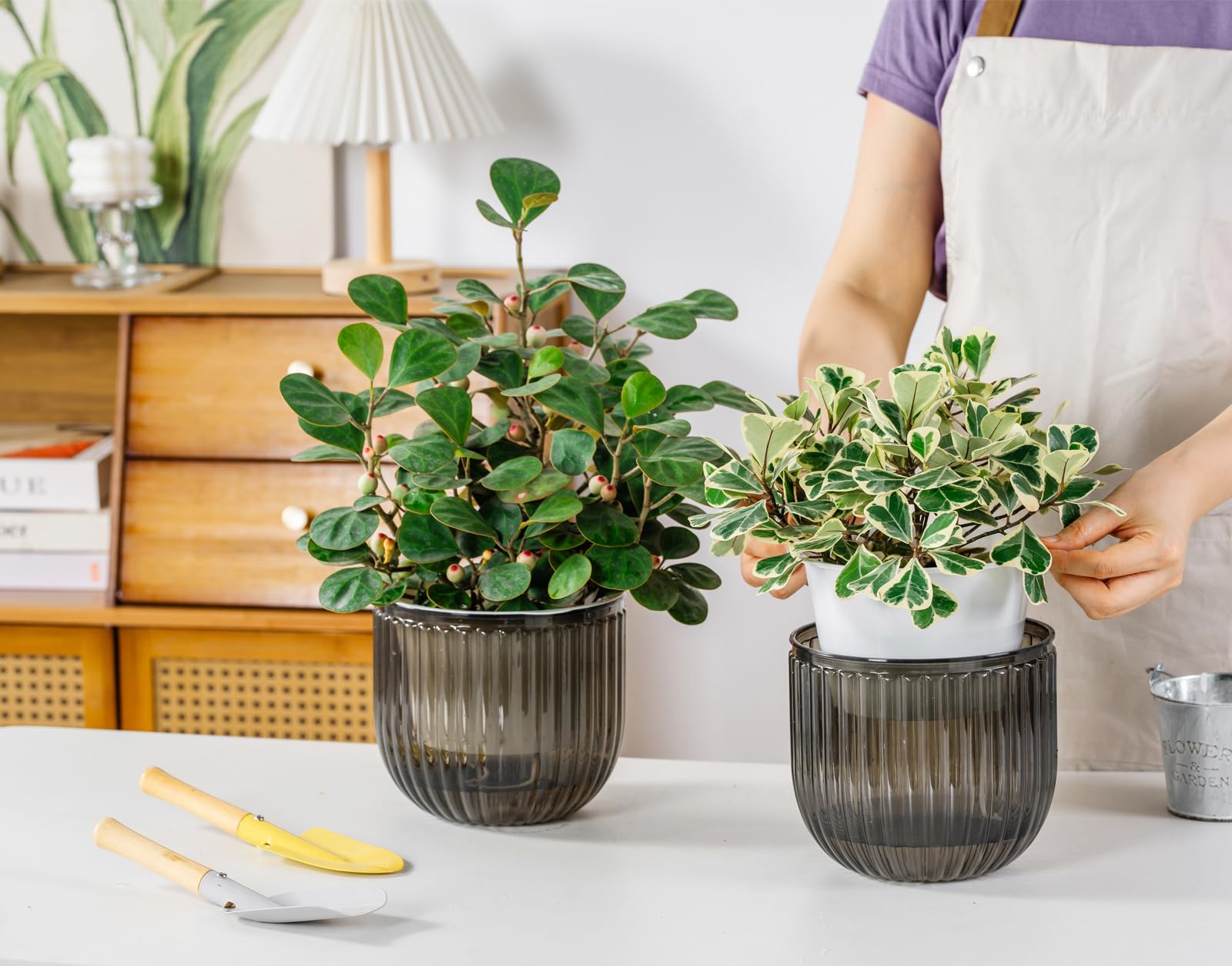 Melphoe double-layer hanging planter showing drainage holes