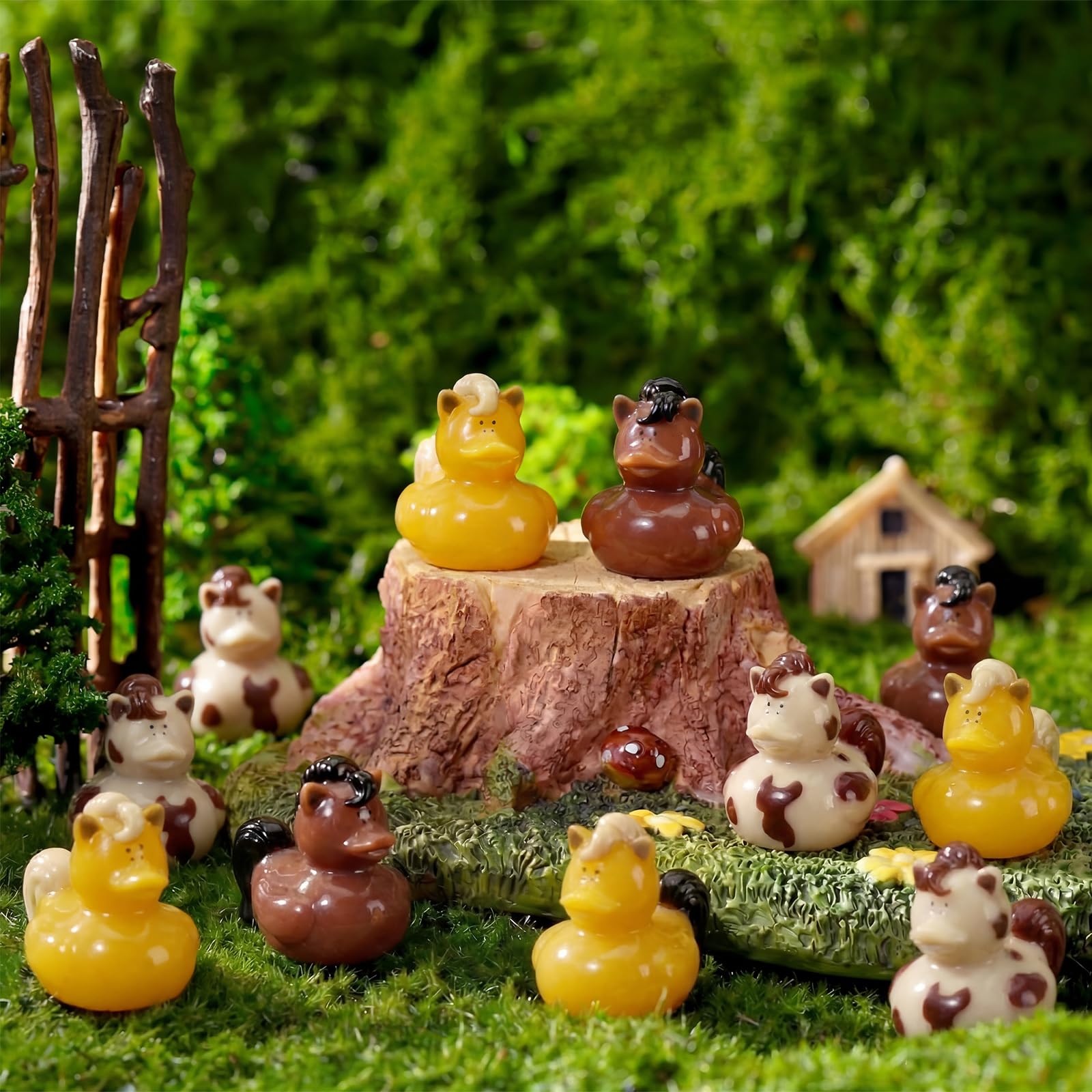 Memorywuu mini horse duck figurines displayed on a table