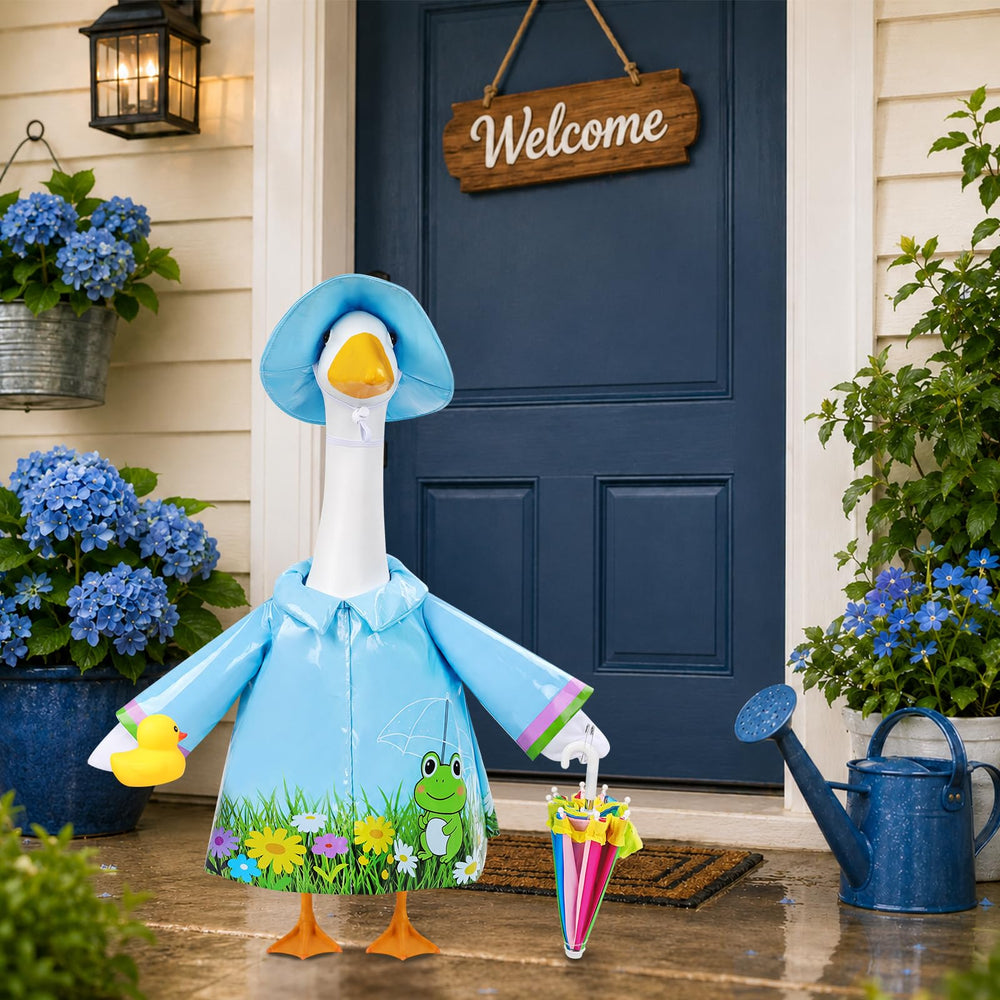 Mini yellow duck accessory with the goose outfit