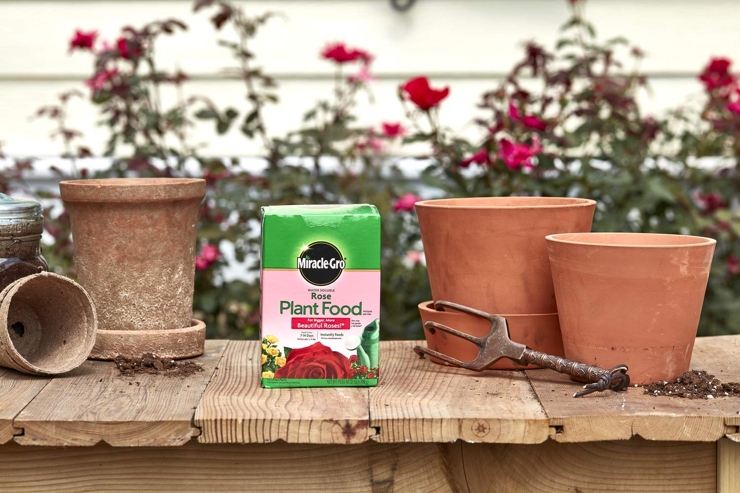 Miracle-Gro Rose Plant Food endorsed by the American Rose Society