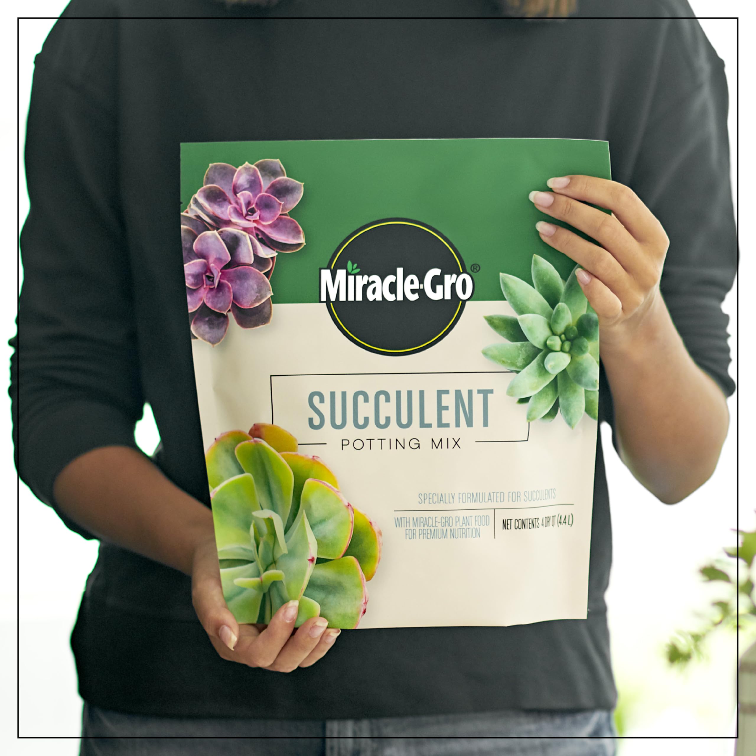 Miracle-Gro Succulent Potting Mix packaging side view