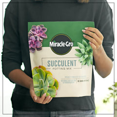 Miracle-Gro Succulent Potting Mix packaging side view