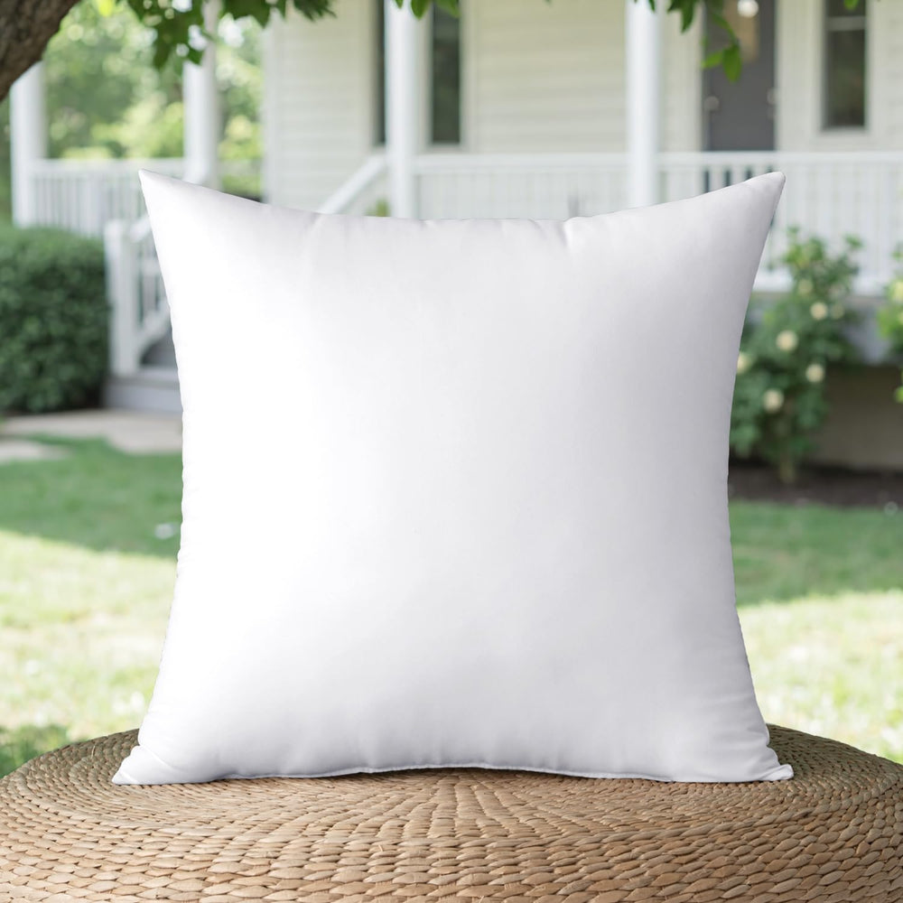 MIULEE outdoor pillow insert in decorative setting