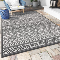 MontVoo Outdoor Rug 4x6 ft greyish black flatweave front view