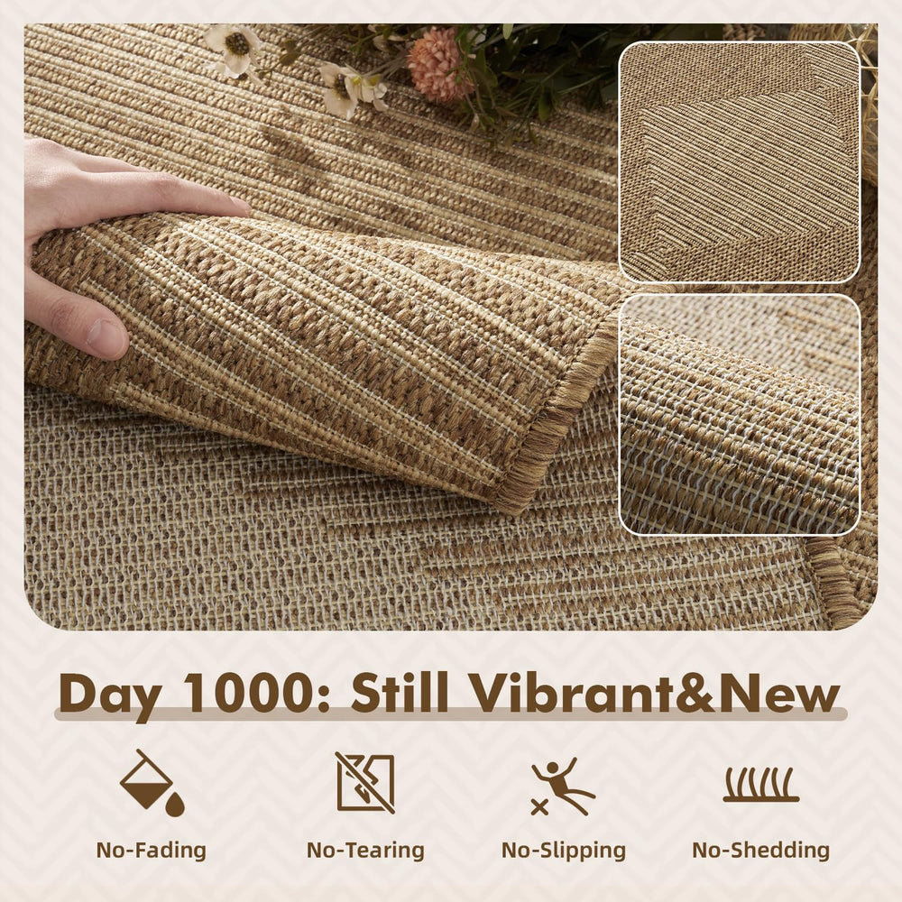 MontVoo Outdoor Rug 5x7 ft, texture close-up showing woven polypropylene