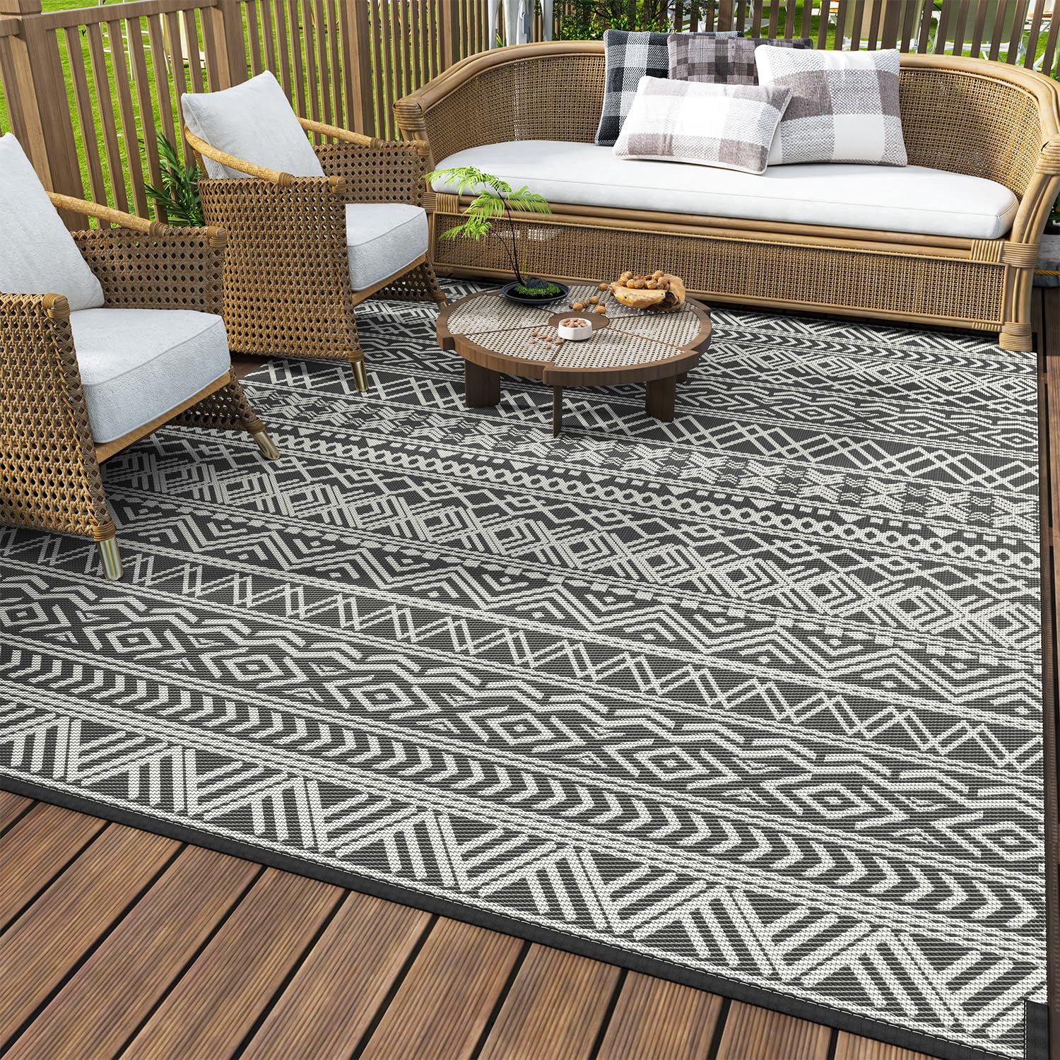 MontVoo Outdoor Rug 5x8 grey front view