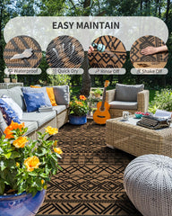 MontVoo Outdoor Rug folded in carrier bag