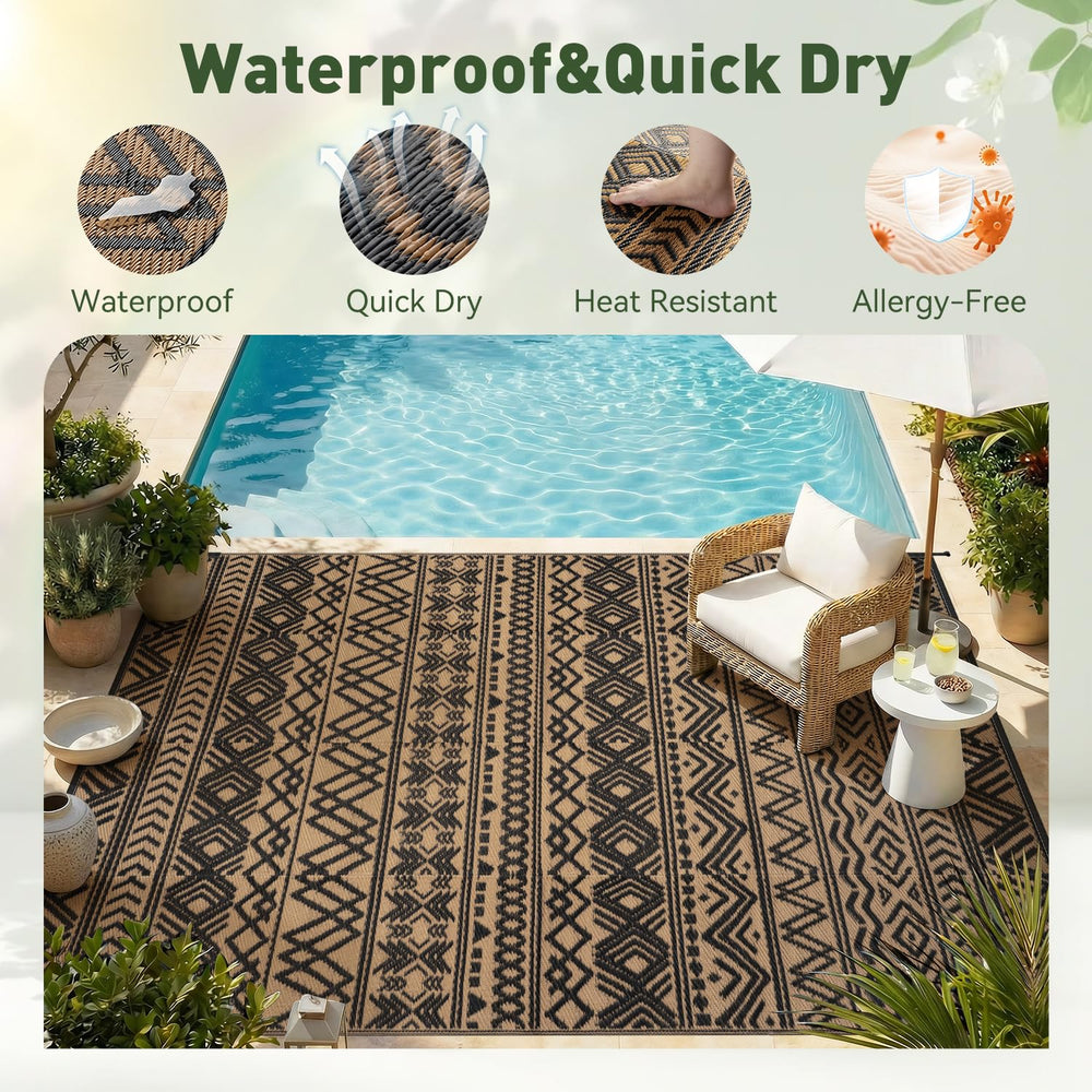 MontVoo Outdoor Rug folded in carrying bag