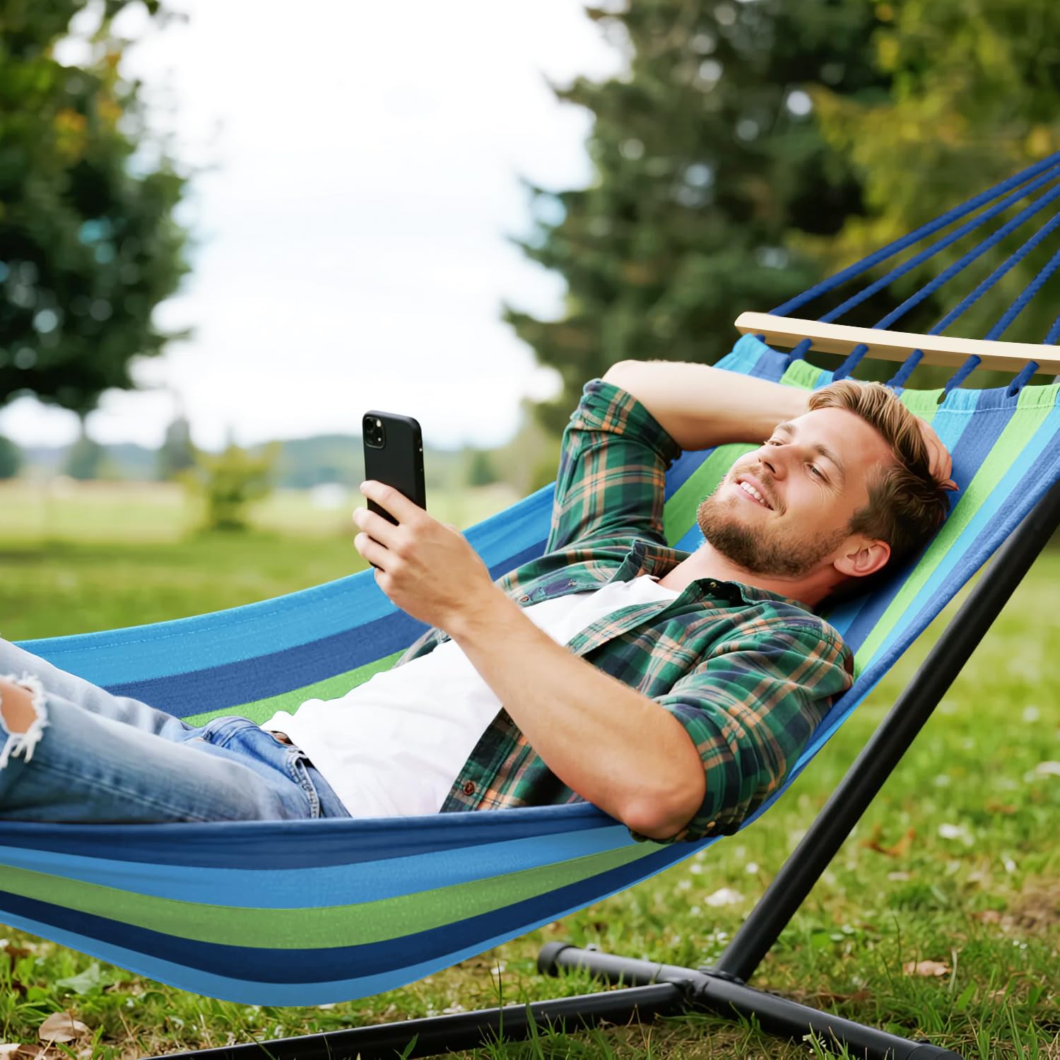 MOSFiATA hammock set up in a backyard