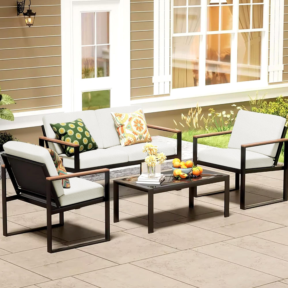 MRGSDL cushion cover in garden setting