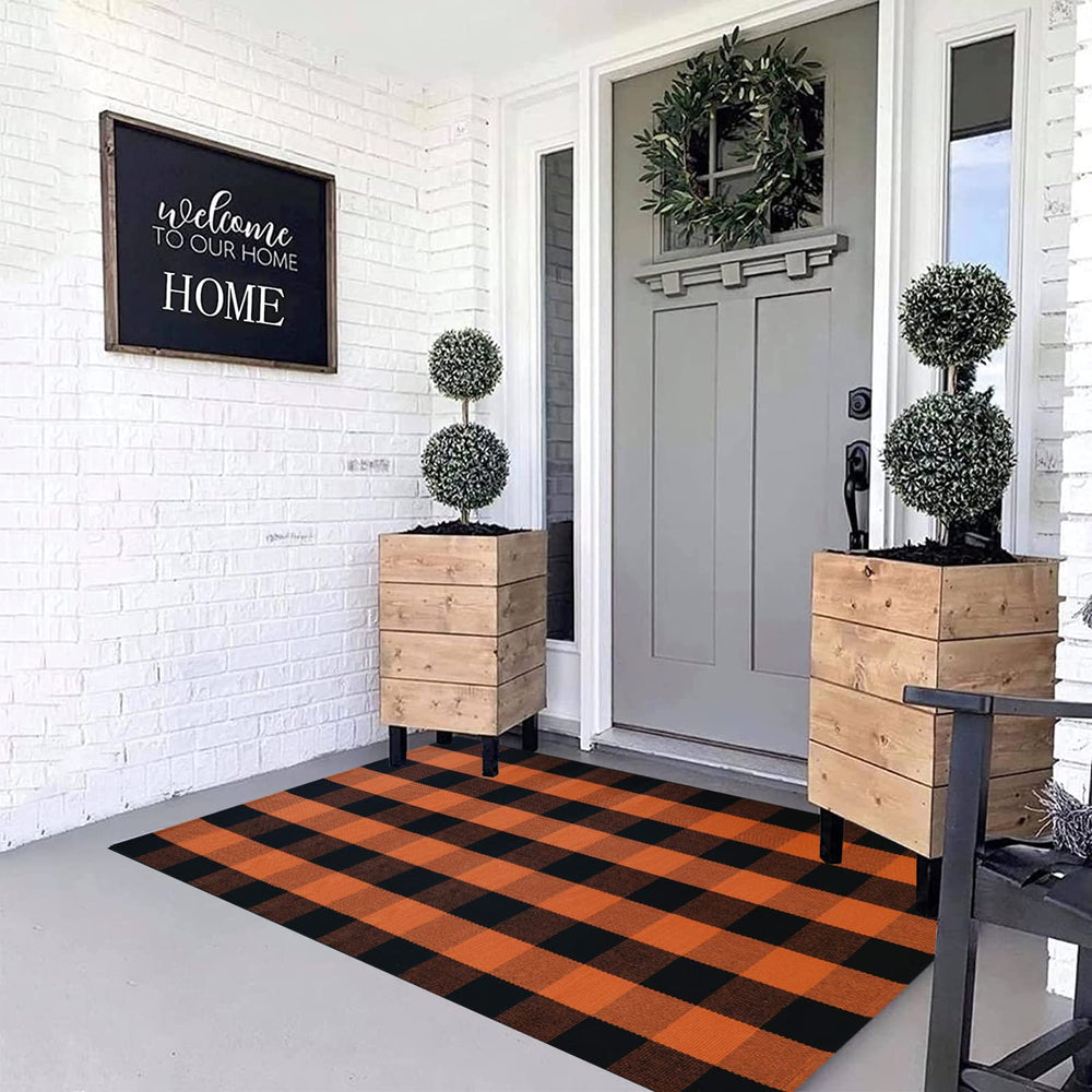 MUBIN Buffalo Plaid Rug in outdoor setting near front door