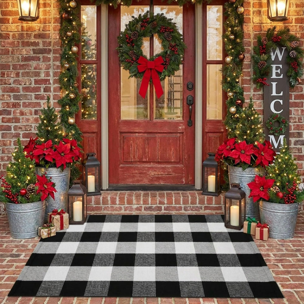 MUBIN Cotton Buffalo Plaid Rug close-up of fabric
