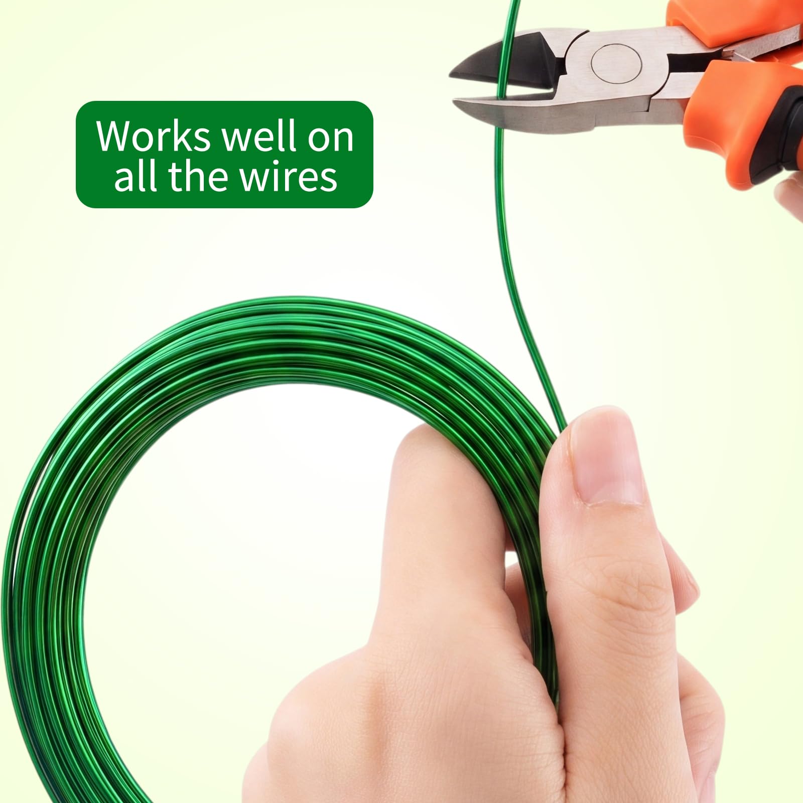Mudder wire cutter included in the Bonsai Training Wire Set