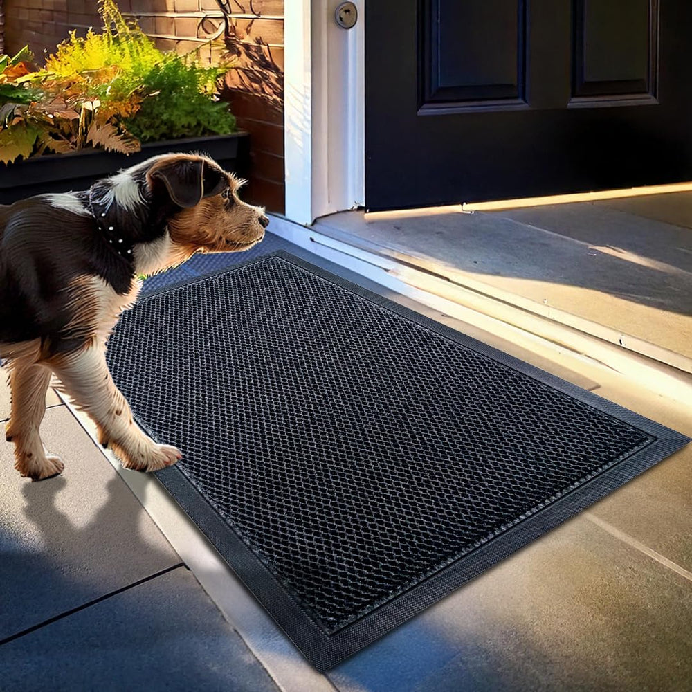 Muddy Mat Heavy-Duty Quick-Dry Floor Mat in black front view
