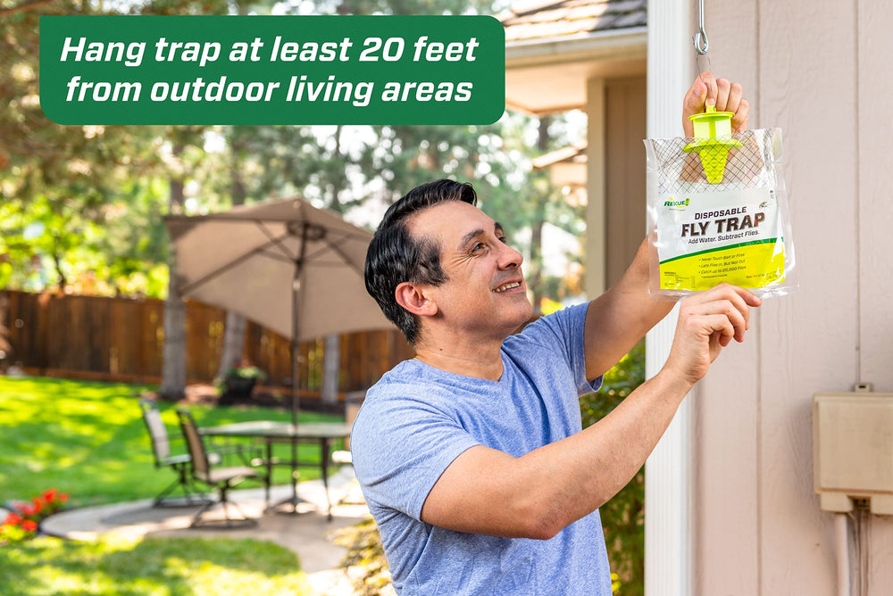 Multiple RESCUE! Fly Traps displayed together